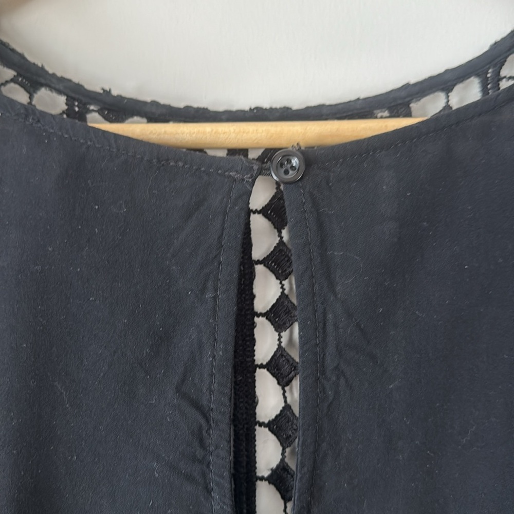 Lacework Top - Picture 4 of 8